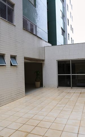 Apartamento à venda com 125m², 4 quartos e 2 vagas Apartamento à venda com 125m², 4 quartos e 2 vagasÁrea comum