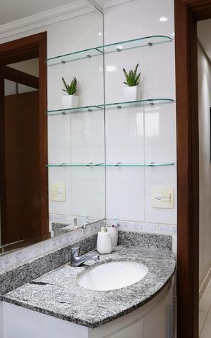 Apartamento à venda com 125m², 4 quartos e 2 vagas Apartamento à venda com 125m², 4 quartos e 2 vagasBanheiro