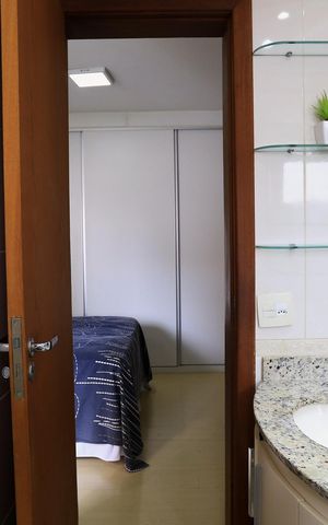 Apartamento à venda com 125m², 4 quartos e 2 vagas Apartamento à venda com 125m², 4 quartos e 2 vagasBanheiro da Suíte