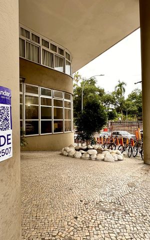 Apartamento à venda com 100m², 2 quartos e sem vaga