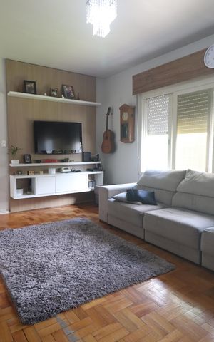 Casa à venda com 182m², 4 quartos e 2 vagasSala