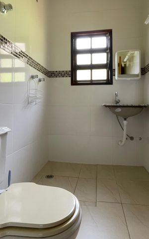 Casa à venda com 300m², 3 quartos e 4 vagas Casa à venda com 300m², 3 quartos e 4 vagasBanheiro quarto 2