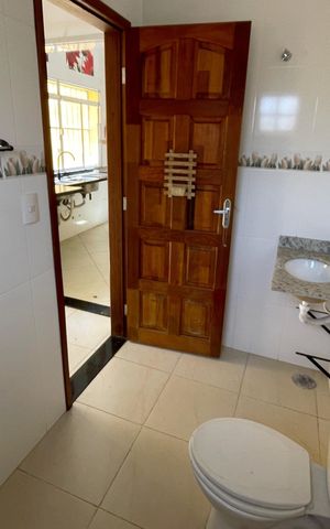 Casa à venda com 300m², 3 quartos e 4 vagas Casa à venda com 300m², 3 quartos e 4 vagasBanheiro
