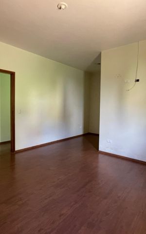 Casa à venda com 300m², 3 quartos e 4 vagas Casa à venda com 300m², 3 quartos e 4 vagasQuarto 1 suite