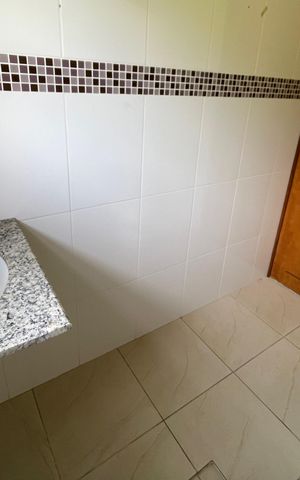 Casa à venda com 300m², 3 quartos e 4 vagas Casa à venda com 300m², 3 quartos e 4 vagasBanheiro quarto 2