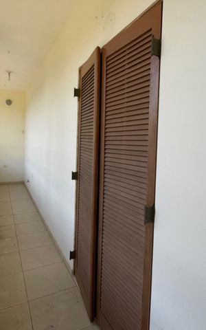 Casa à venda com 300m², 3 quartos e 4 vagas Casa à venda com 300m², 3 quartos e 4 vagasVaranda quarto 3