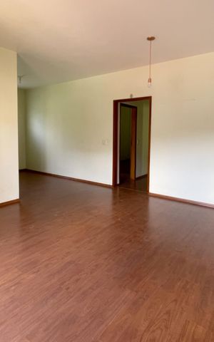 Casa à venda com 300m², 3 quartos e 4 vagas Casa à venda com 300m², 3 quartos e 4 vagasQuarto 3