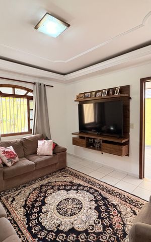 Casa à venda com 175m², 3 quartos e 5 vagasSala
