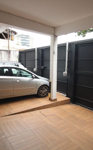 Casa à venda com 314m², 4 quartos e 3 vagasQuintal