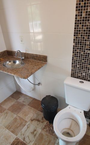 Casa à venda com 314m², 4 quartos e 3 vagasBanheiro 2