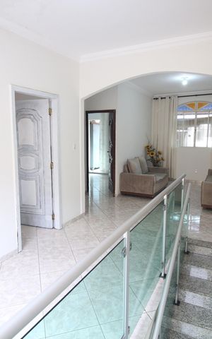 Casa à venda com 314m², 4 quartos e 3 vagasSala 2