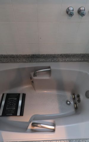 Apartamento à venda com 170m², 4 quartos e 2 vagasBanheiro da Suíte 1