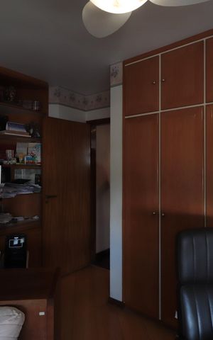 Apartamento à venda com 170m², 4 quartos e 2 vagasQuarto 4