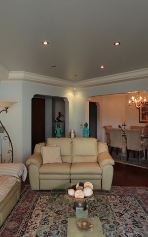 Apartamento à venda com 170m², 4 quartos e 2 vagasSala