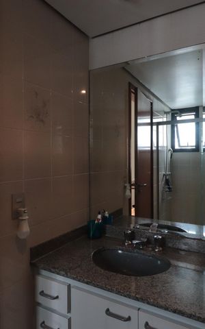Apartamento à venda com 170m², 4 quartos e 2 vagasBanheiro da Suíte 2