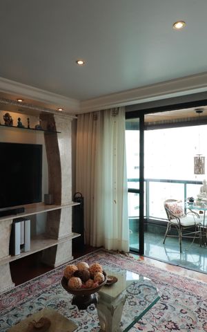 Apartamento à venda com 170m², 4 quartos e 2 vagasSala