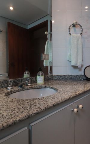 Apartamento à venda com 170m², 4 quartos e 2 vagasBanheiro Social
