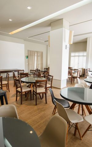 Apartamento para alugar com 76m², 2 quartos e 1 vaga Apartamento para alugar com 76m², 2 quartos e 1 vagaÁrea comum - Salão de festas