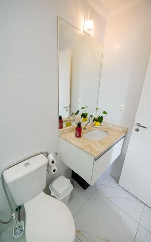 Apartamento para alugar com 76m², 2 quartos e 1 vaga Apartamento para alugar com 76m², 2 quartos e 1 vagaBanheiro da Suíte