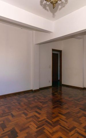 Apartamento para alugar com 80m², 3 quartos e sem vaga Apartamento para alugar com 80m², 3 quartos e sem vagaSala