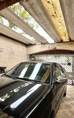 Casa à venda com 185m², 3 quartos e 2 vagas Casa à venda com 185m², 3 quartos e 2 vagasGaragem