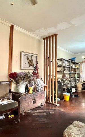 Casa à venda com 185m², 3 quartos e 2 vagas Casa à venda com 185m², 3 quartos e 2 vagasSala