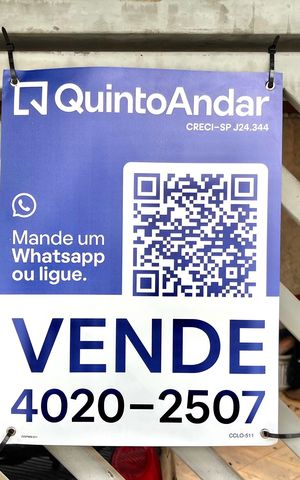 Casa à venda com 185m², 3 quartos e 2 vagas Casa à venda com 185m², 3 quartos e 2 vagasPlaquinha