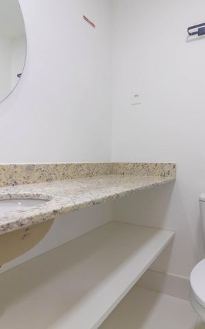 Studio à venda com 30m², 1 quarto e sem vaga Studio à venda com 30m², 1 quarto e sem vagaBanheiro