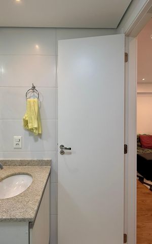 Apartamento à venda com 66m², 2 quartos e 1 vaga Apartamento à venda com 66m², 2 quartos e 1 vagaBanheiro Social