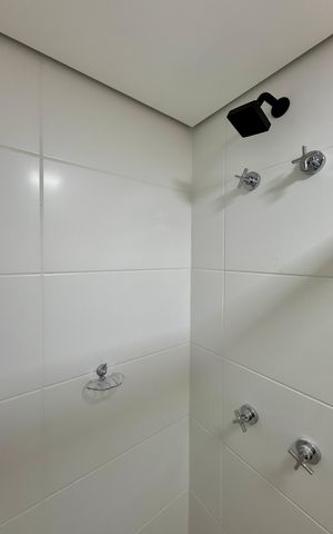 Apartamento à venda com 66m², 2 quartos e 1 vaga Apartamento à venda com 66m², 2 quartos e 1 vagaBanheiro Social