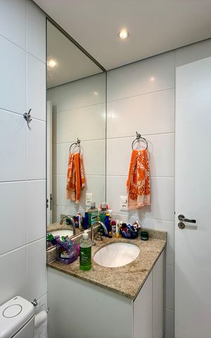 Apartamento à venda com 66m², 2 quartos e 1 vaga Apartamento à venda com 66m², 2 quartos e 1 vagaBanheiro Suíte