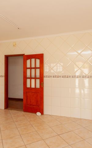 Casa à venda com 300m², 4 quartos e 2 vagasCozinha