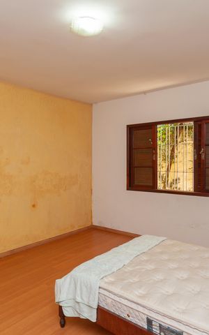 Casa à venda com 300m², 4 quartos e 2 vagasQuarto Suíte 3