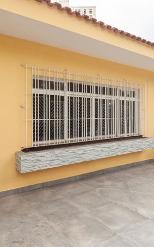 Casa à venda com 300m², 4 quartos e 2 vagasGaragem