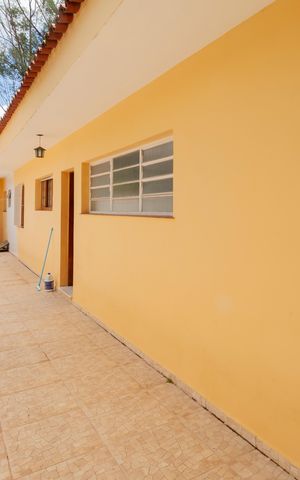 Casa à venda com 300m², 4 quartos e 2 vagasCorredor