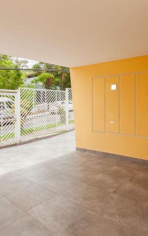 Casa à venda com 300m², 4 quartos e 2 vagasGaragem