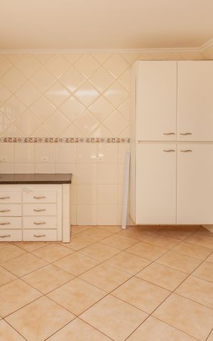 Casa à venda com 300m², 4 quartos e 2 vagasCozinha