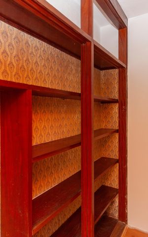 Casa à venda com 300m², 4 quartos e 2 vagasCloset da suíte 3