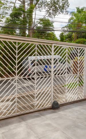 Casa à venda com 300m², 4 quartos e 2 vagasGaragem