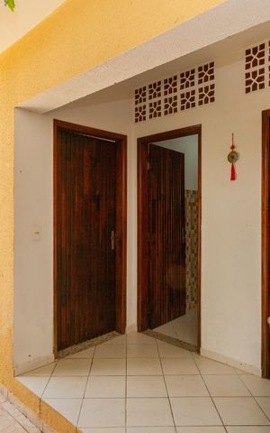 Casa à venda com 300m², 4 quartos e 2 vagasEdícula