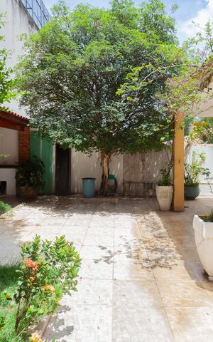 Casa à venda com 300m², 4 quartos e 2 vagasQuintal