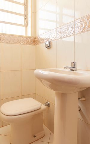 Casa à venda com 300m², 4 quartos e 2 vagasLavabo