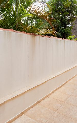 Casa à venda com 300m², 4 quartos e 2 vagasCorredor