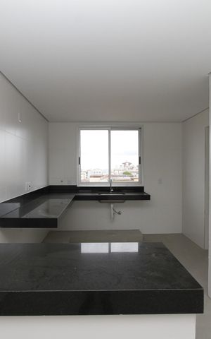 Apartamento à venda com 86m², 3 quartos e 2 vagasCozinha