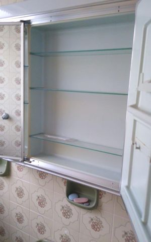 Casa à venda com 200m², 4 quartos e 2 vagas Casa à venda com 200m², 4 quartos e 2 vagasBanheiro