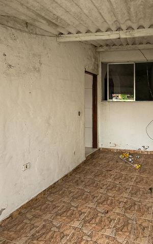 Casa à venda com 273m², 3 quartos e 2 vagas Casa à venda com 273m², 3 quartos e 2 vagasÁrea de Serviço da Edícula