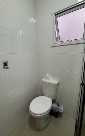 Casa à venda com 195m², 3 quartos e 4 vagas Casa à venda com 195m², 3 quartos e 4 vagasBanheiro