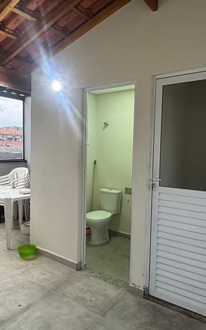 Casa à venda com 195m², 3 quartos e 4 vagas Casa à venda com 195m², 3 quartos e 4 vagasCobertura