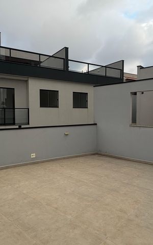 Casa à venda com 195m², 3 quartos e 4 vagas Casa à venda com 195m², 3 quartos e 4 vagasCobertura