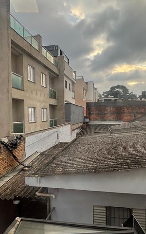 Casa à venda com 195m², 3 quartos e 4 vagas Casa à venda com 195m², 3 quartos e 4 vagasQuarto 2 Vista